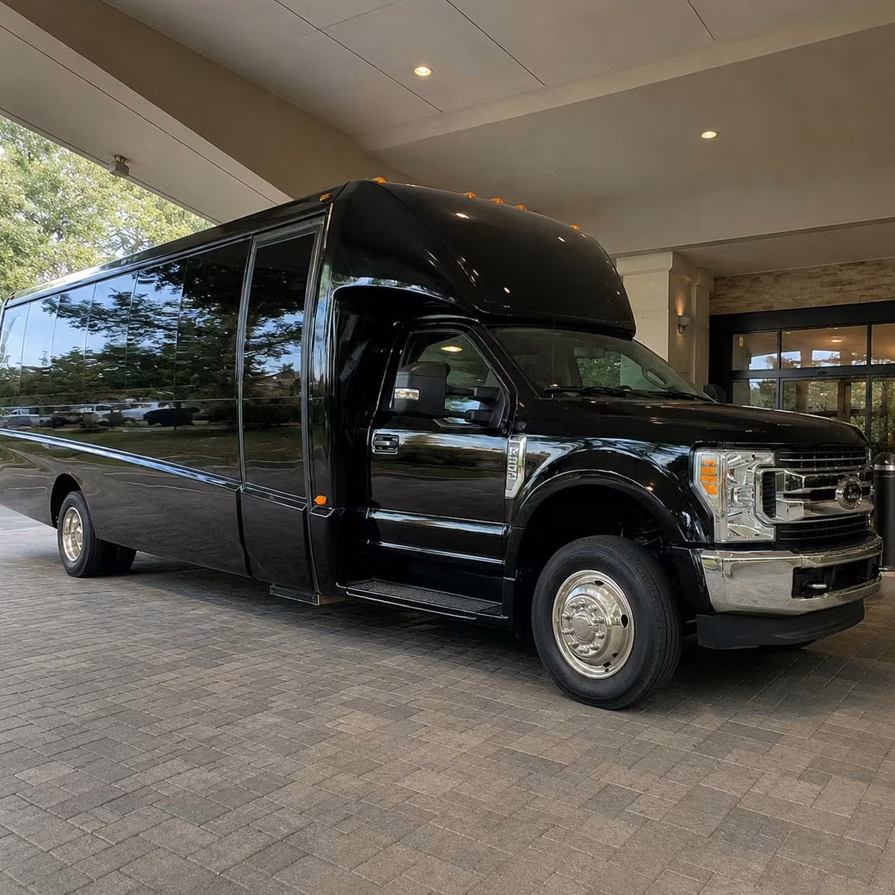 18 passenger minibus