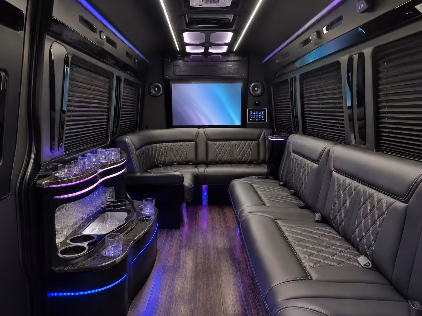 airport transfers and long distance wedding guest transportation in indio