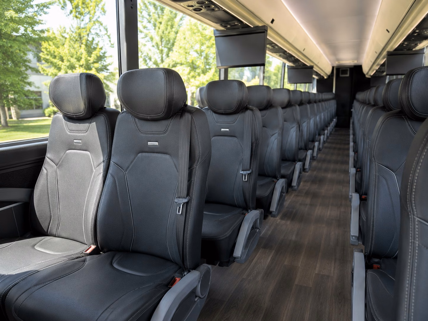 fan bus rentals for stagecoach and desert sporting events at the empire polo club